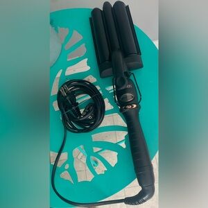 Amika High Tide Deep Waver